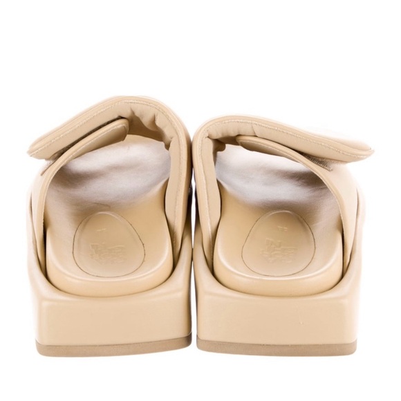 Gia Borghini - Beige Women's Slide Sandals- Sz 8 - Picture 4 of 5